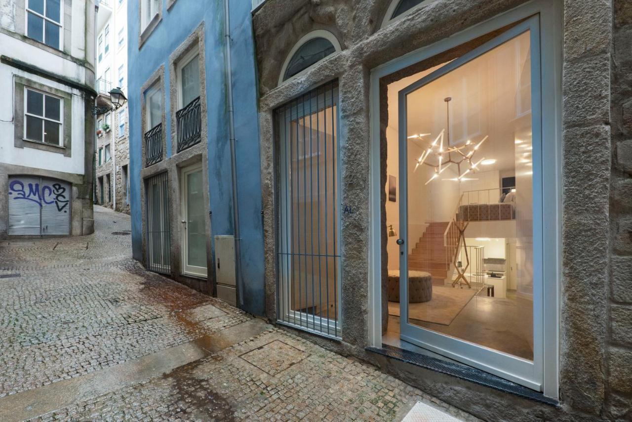 Lovelystay - Hidden & Quiet Duplex Next To Sao Bento Station Porto Exterior photo